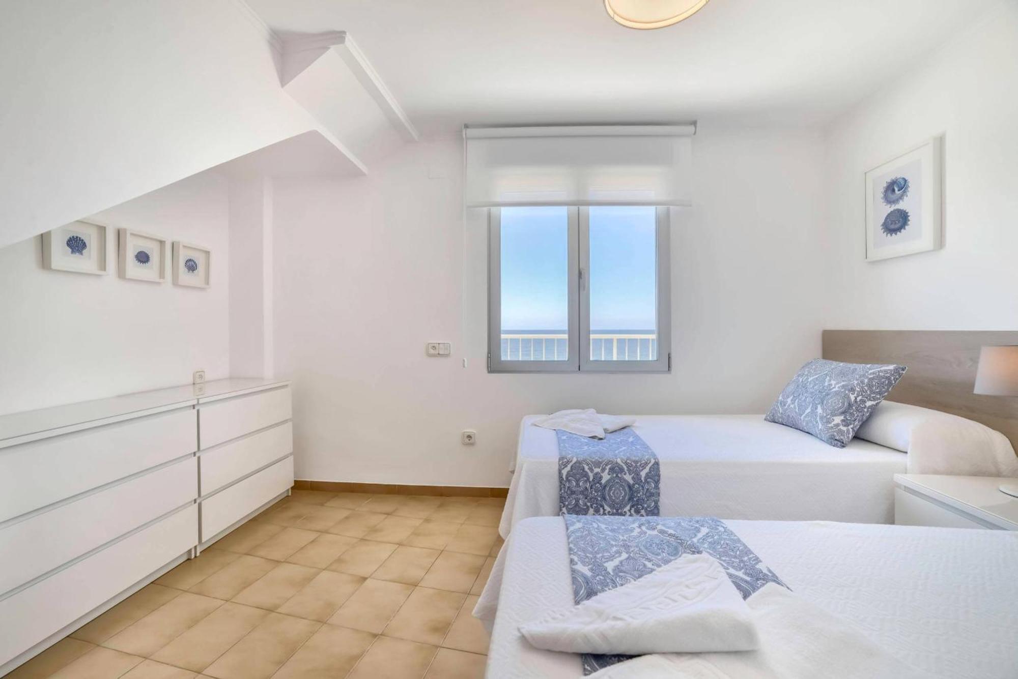 Apartamento Capri - Plusholidays กัลเป ภายนอก รูปภาพ